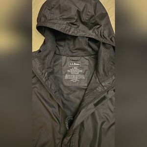 Bundle of 4 Mens Windbreaker Shells (Fit L)
